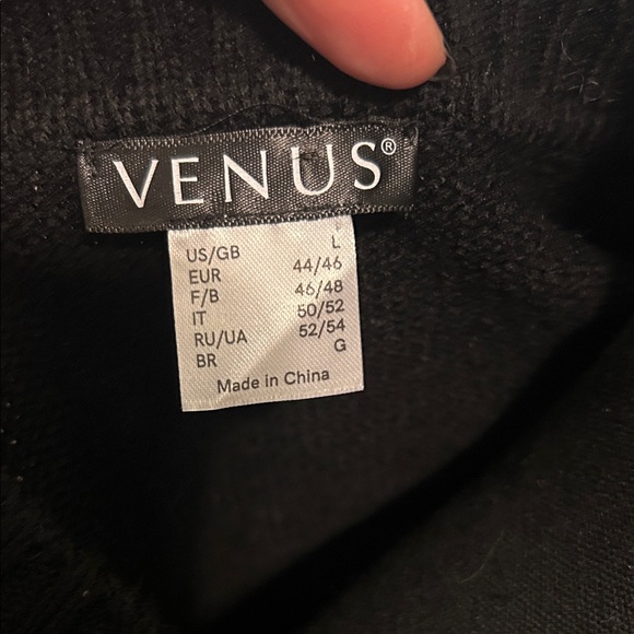 VENUS Black and Gray V-Neck Sweater - Picture 2 of 6